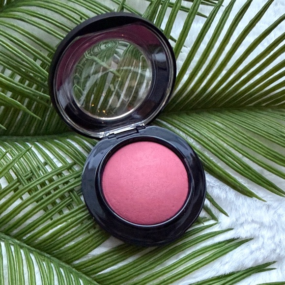 NIB MAC Cosmetics Mineralize Blush in Happy-Go-Rosie - Picture 7 of 8